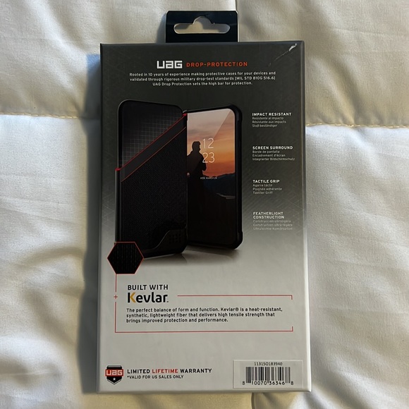 New in box UAG Kevlar phone case for iPhone Pro - Picture 3 of 6